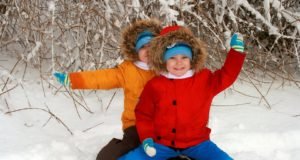 Zimski sportovi za decu – kada je pravo vreme za skijanje, klizanje, snoubording