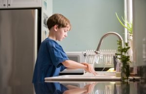 Spremanje hrane sa decom – dobra ili loša navika?