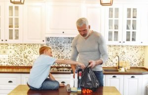 muskarac-decak-kesa-sredstva